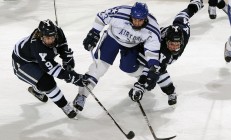 米兰体育入口-绝杀时刻，易建联领军北京队力克76人，铸就跨洋传奇