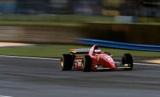 米兰体育-亚洲绿茵的钢铁壁垒，赖斯防守艺术如何锁死伊朗攻势，定义韩伊对决新篇章