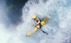 米兰APP下载-F1街道赛之夜，当哈登节奏完全掌控赛道