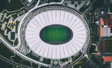 米兰真人-F1年度争冠之夜，库里如何跨界诠释巨星价值？