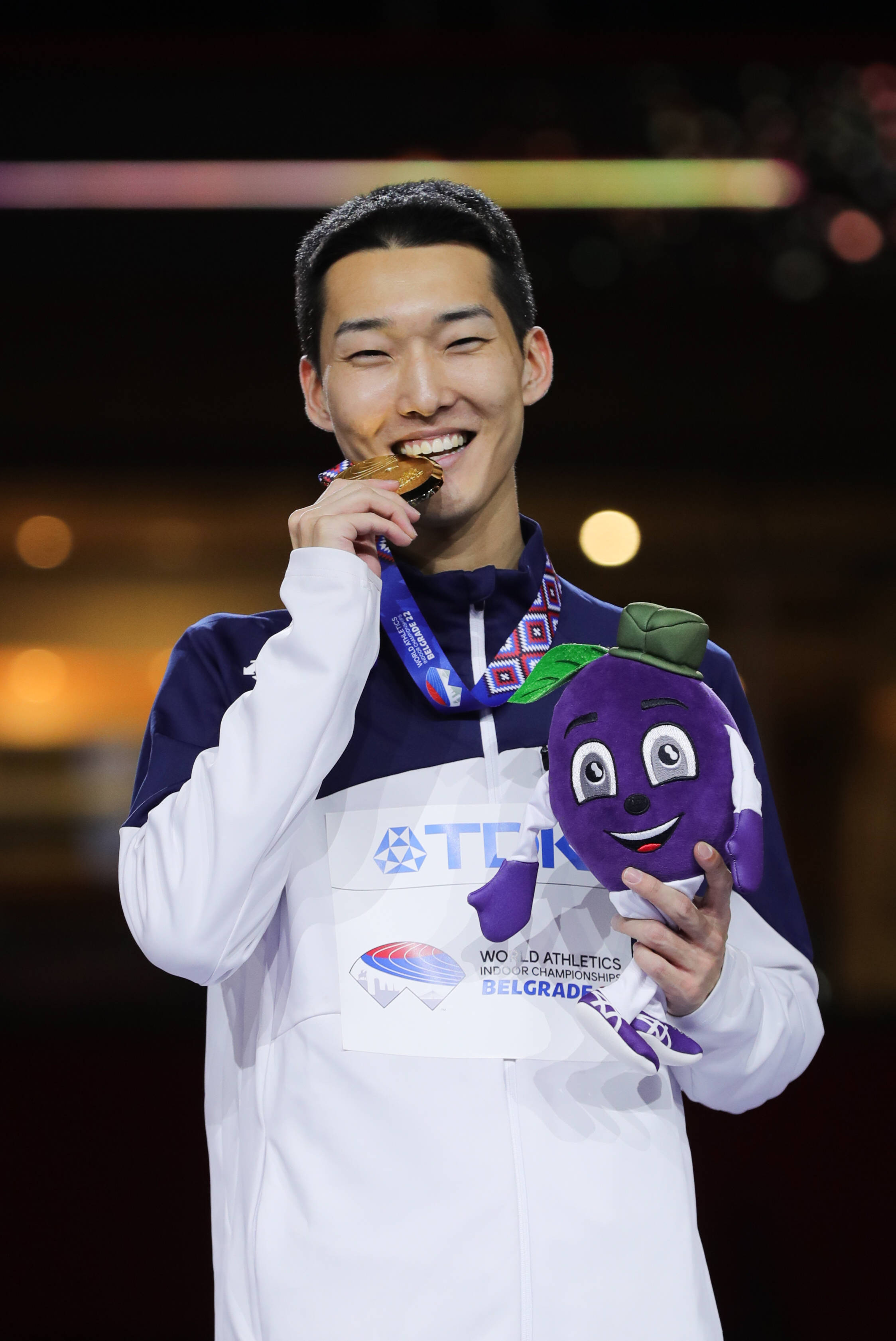 室内体操比赛男子项目韩国选手雄霸的简单介绍