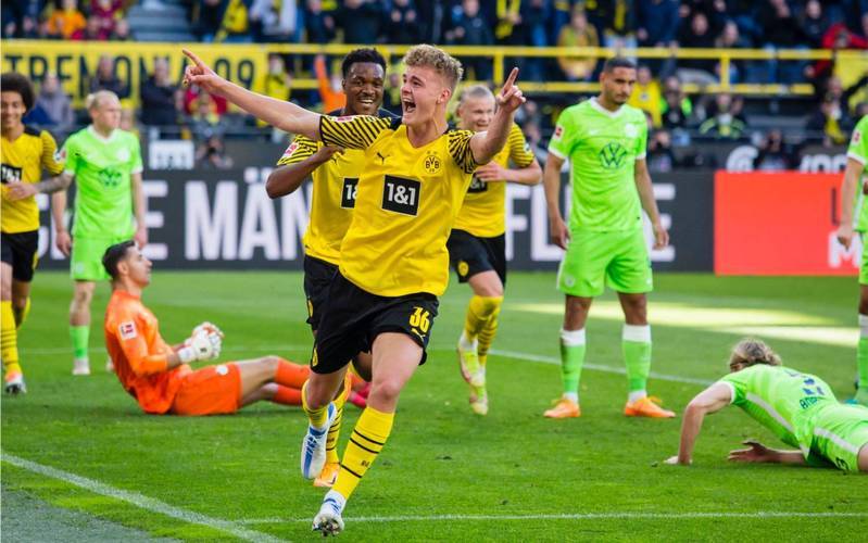 关于沃尔夫斯堡逆袭逆转对手，带走三分的信息