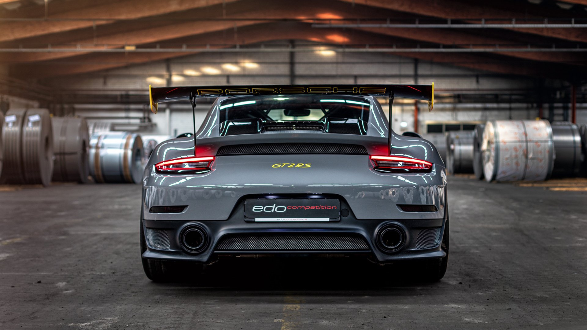 卡马文加掌控中场风云，巴萨对阵加拿大赛事走势的战术解码