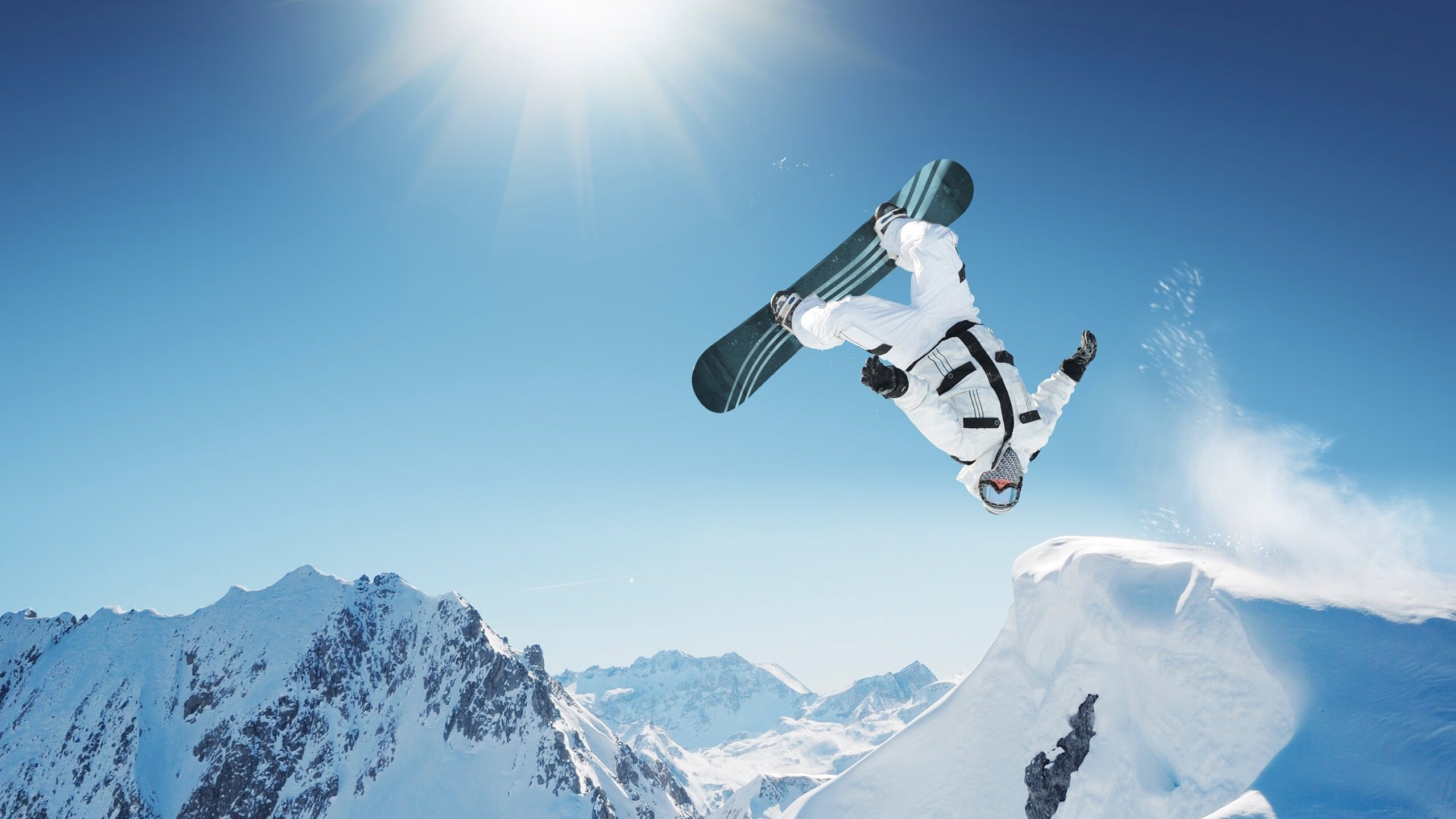 比利亚雷亚尔制霸厄瓜多尔，门迪成为关键先生